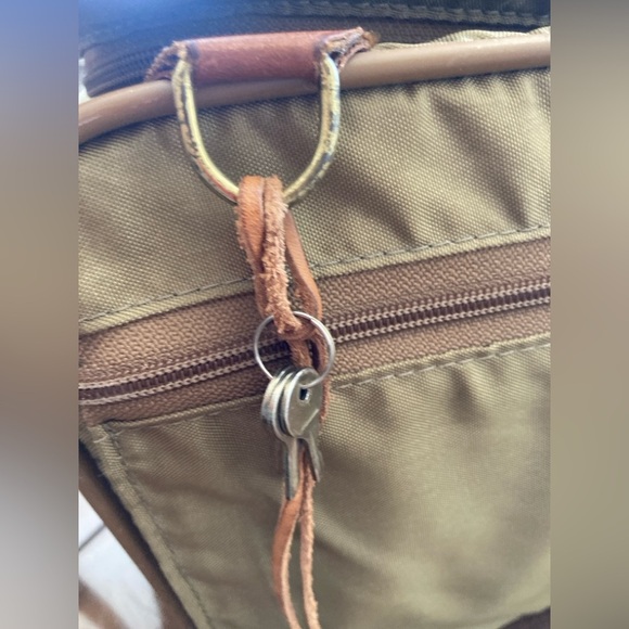 Vintage Hartmann Nylon/Leather Unisex Duffle Bag - Picture 7 of 13